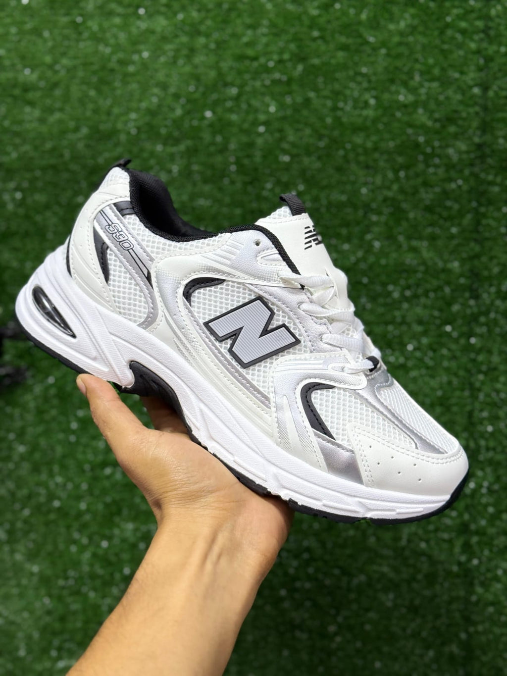 New Balance 530 Sneakers