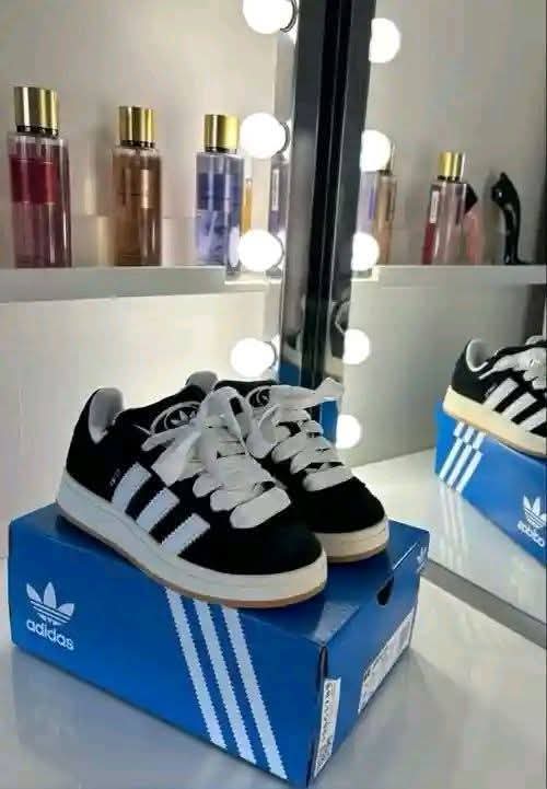 Campus Sneakers