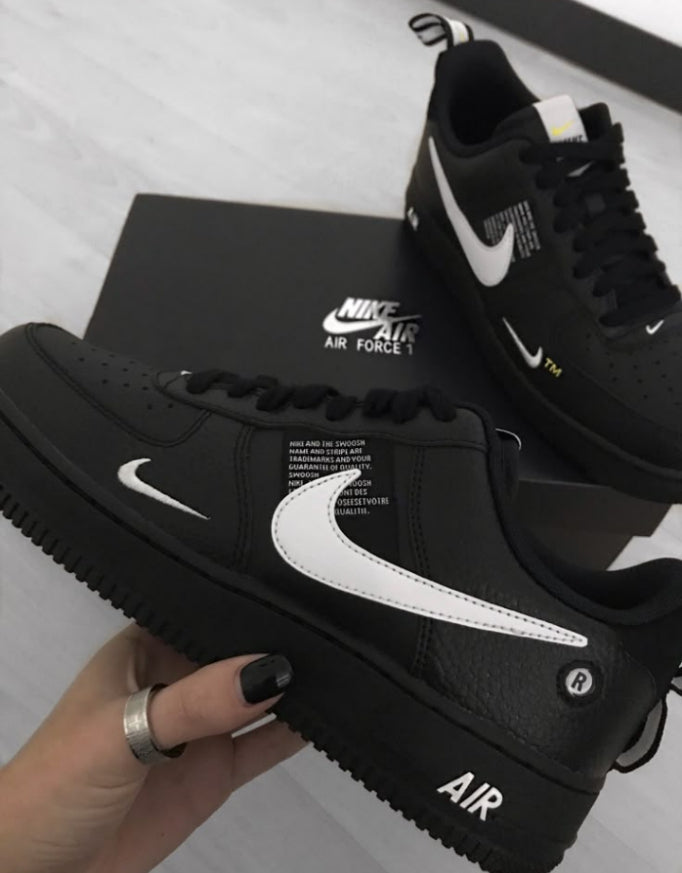 Air Force 1 Sneakers
