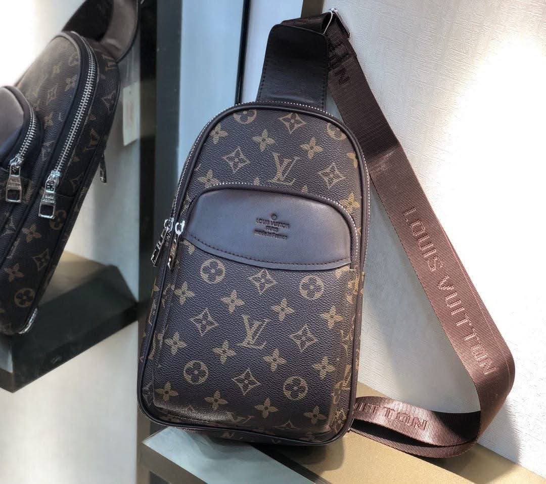 Louis Vuitton Avenue Sling Bag