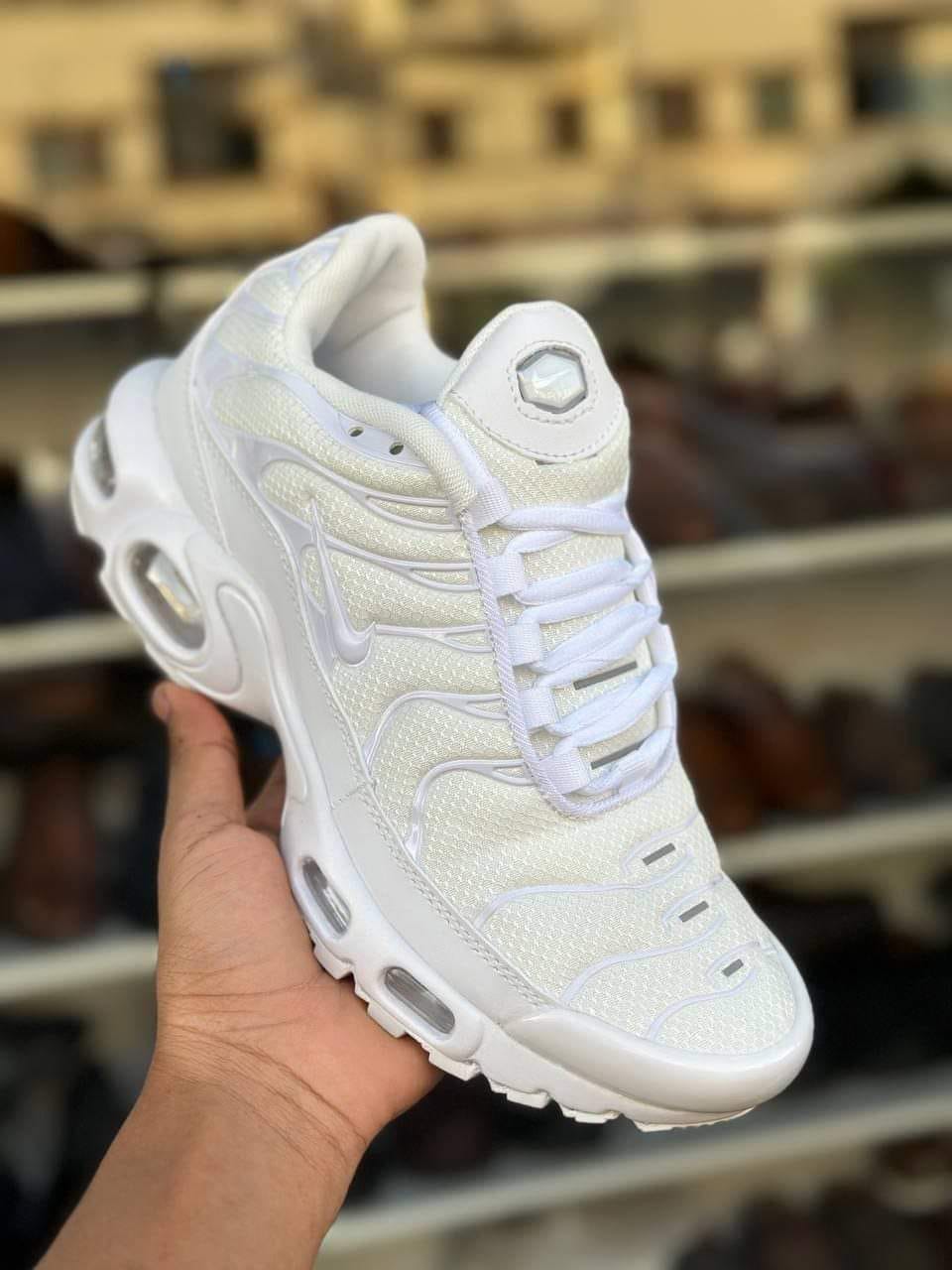 Air Max Plus Sneakers